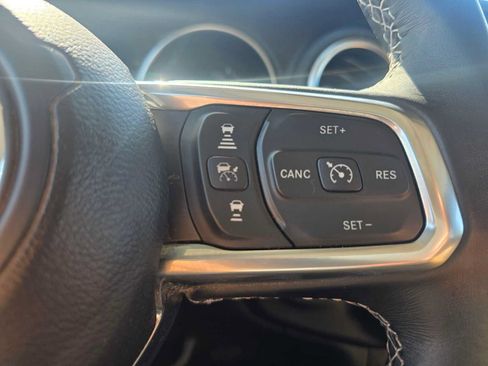 Used 2021 Jeep Wrangler Unlimited Rubicon 4xe w/ Dual Top Group AWD/4WD image 31