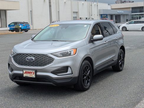 Used 2024 Ford Edge SEL AWD/4WD image 4