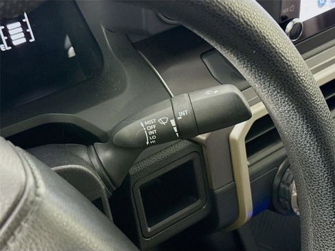 Used 2025 Toyota Tacoma SR5 RWD image 7