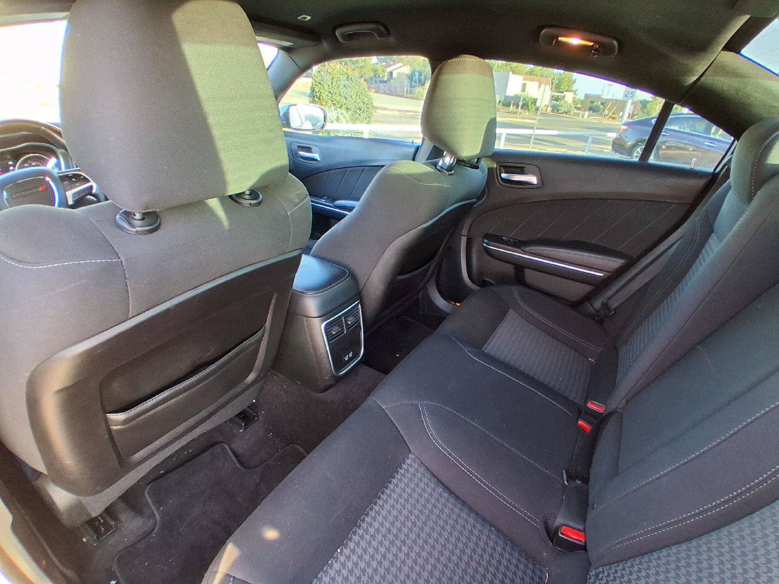 Used 2018 Dodge Charger SXT Plus w/ Beats Audio Group RWD image 19