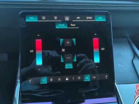 Used 2025 Cadillac Escalade Premium Luxury w/ Touring Package image 27