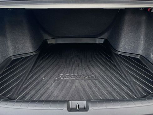 Used 2019 Honda Accord LX image 16