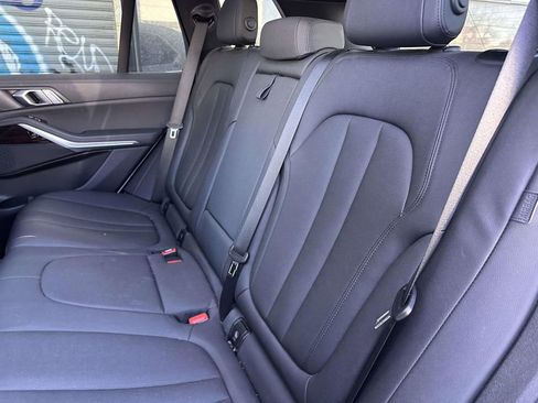 Used 2020 BMW X5 xDrive40i w/ Convenience Package image 15
