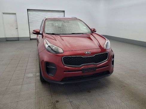 Used 2018 Kia Sportage LX w/ LX Technology Package image 14