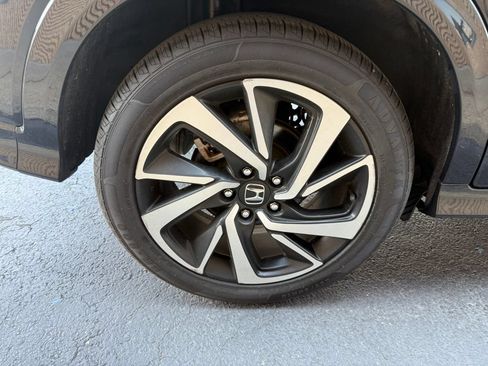 Used 2019 Honda HR-V Sport image 12