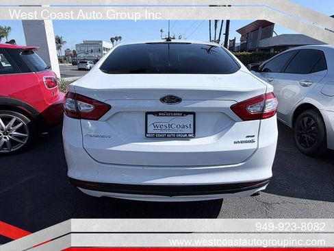 Used 2016 Ford Fusion SE FWD image 19