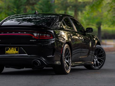Used 2016 Dodge Charger SRT w/ Harman/Kardon Audio Group image 30
