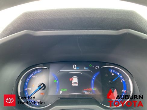 Certified 2024 Toyota RAV4 LE AWD/4WD image 37
