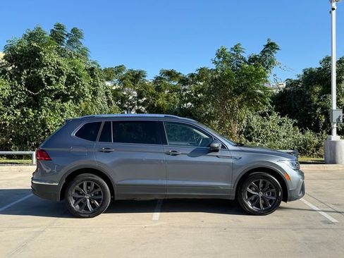 Used 2024 Volkswagen Tiguan SE FWD image 7