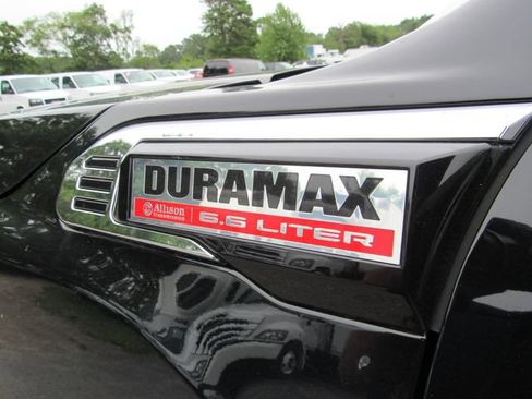 Used 2024 GMC Sierra 3500 SLE w/ SLE Convenience Package AWD/4WD image 13