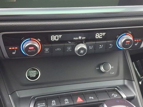 Certified 2025 Audi Q3 2.0T Premium Plus w/ Premium Plus Package image 17