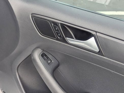 Used 2016 Volkswagen Jetta S FWD image 32