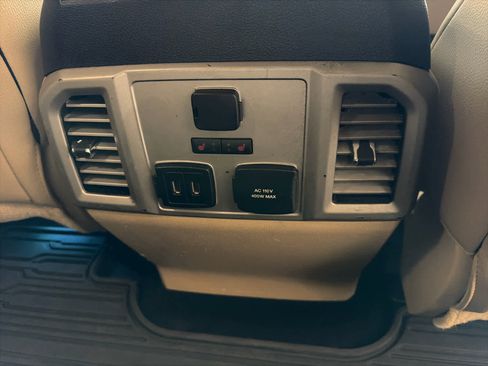 Used 2017 Ford F250 Lariat w/ Lariat Ultimate Package image 36