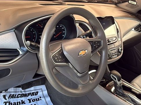 Used 2021 Chevrolet Malibu LT image 23