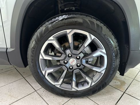 Used 2025 GMC Terrain Elevation w/ Elevation Premium Package AWD/4WD image 15