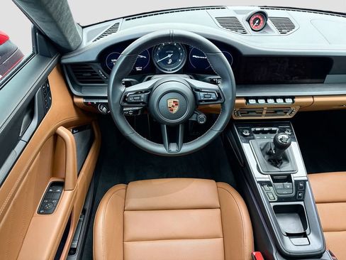 Used 2024 Porsche 911 Carrera GTS image 10