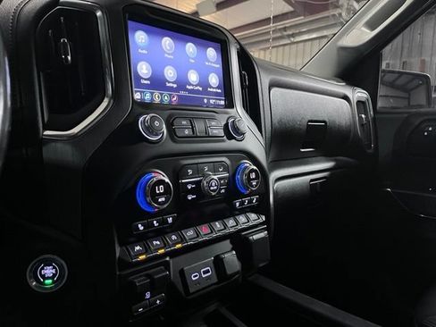 Used 2019 GMC Sierra 1500 Denali w/ Denali Ultimate Package AWD/4WD image 21
