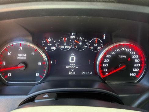 Used 2016 GMC Sierra 1500 Denali w/ Enhanced Driver Alert Package AWD/4WD image 27