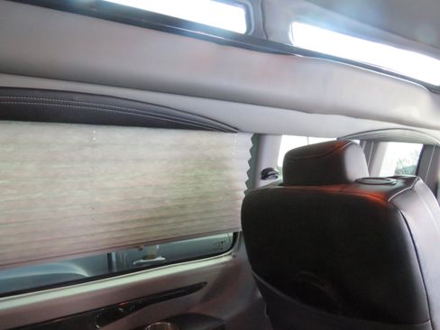 Used 2022 GMC Savana 2500 Extended image 11