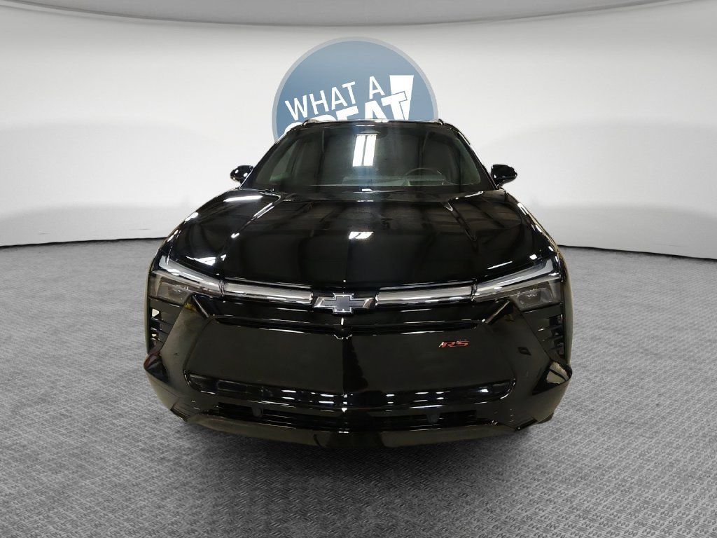 Certified 2026 Chevrolet Blazer EV RS w/ Super Cruise Package AWD/4WD image 11