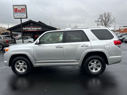 Used 2013 Toyota 4Runner SR5 image 6