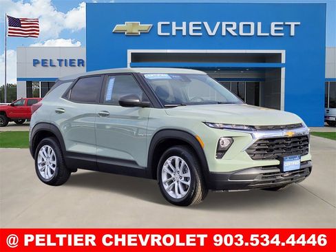 Certified 2025 Chevrolet TrailBlazer LS w/ LS Convenience Package image 1