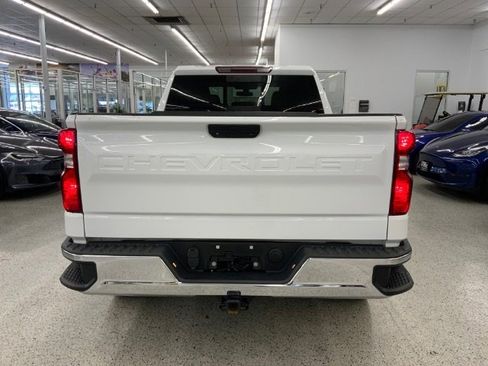 Used 2019 Chevrolet Silverado 1500 LT w/ Convenience Package image 6