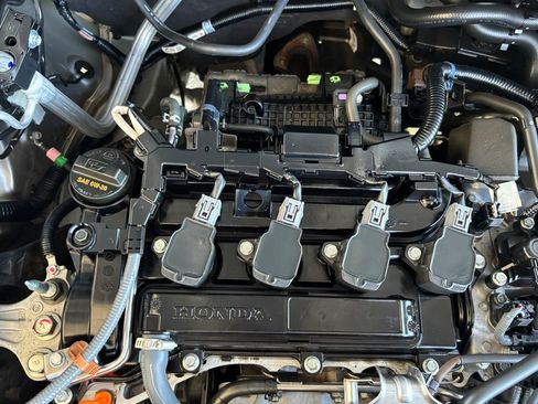 Used 2023 Honda CR-V EX-L image 32