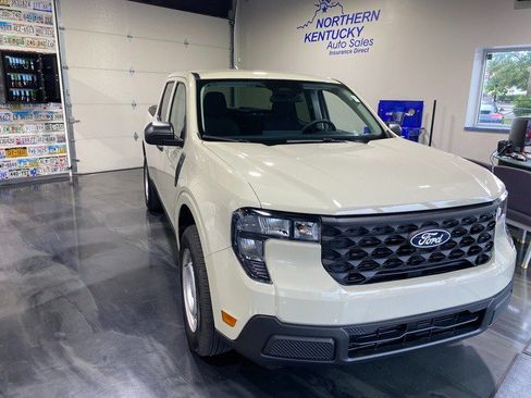 Used 2025 Ford Maverick XL w/ Equipment Group 102A AWD/4WD image 1