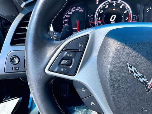 Used 2019 Chevrolet Corvette Stingray Coupe w/ 1LT image 21
