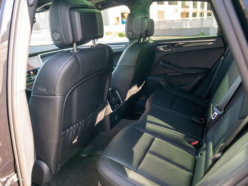 New 2026 Porsche Macan AWD/4WD image 23