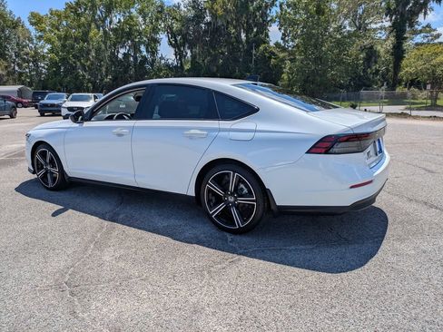 Used 2026 Honda Accord SE image 6