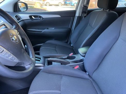 Used 2017 Nissan Sentra S image 9