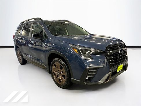 Certified 2025 Subaru Ascent Bronze Edition image 3
