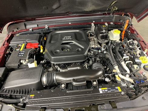 Used 2021 Jeep Wrangler Unlimited Sahara image 10