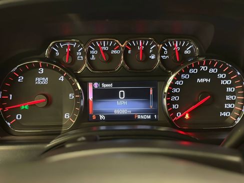 Certified 2015 GMC Sierra 2500 SLT w/ Driver Alert Package image 17