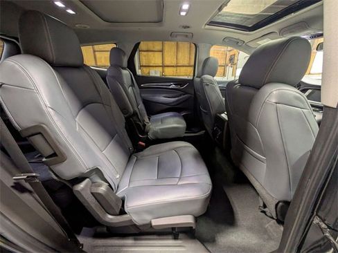 Certified 2019 Buick Enclave Essence image 29