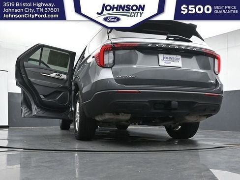 Certified 2025 Ford Explorer Active AWD/4WD image 42