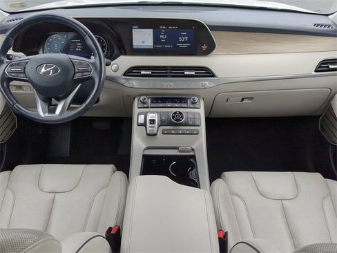 Used 2021 Hyundai Palisade Limited image 14
