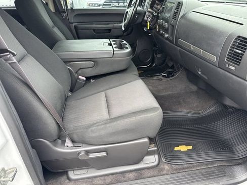 Used 2014 Chevrolet Silverado 2500 LT AWD/4WD image 15