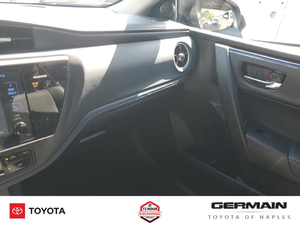 Used 2017 Toyota Corolla SE w/ SE Premium Package FWD image 35