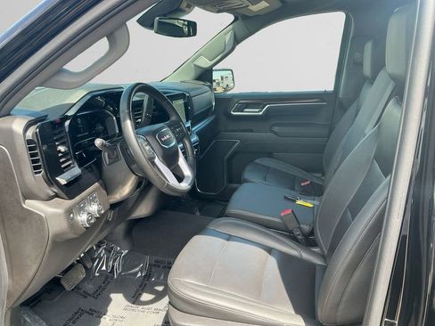 Used 2025 GMC Sierra 1500 SLT AWD/4WD image 9