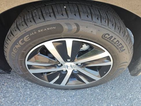 Used 2023 Honda Civic LX image 19