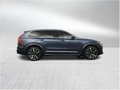 Used 2023 Volvo XC90 B6 Plus w/ Protection Package Premier AWD/4WD image 29