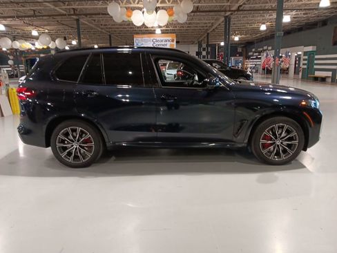 Certified 2024 BMW X5 xDrive40i w/ M Sport Package image 5