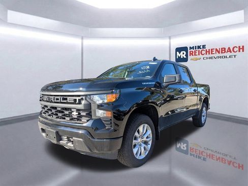 New 2025 Chevrolet Silverado 1500 Custom AWD/4WD image 9