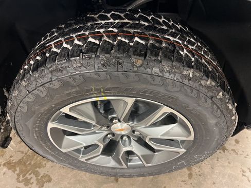 New 2026 Chevrolet Silverado 1500 LT image 17