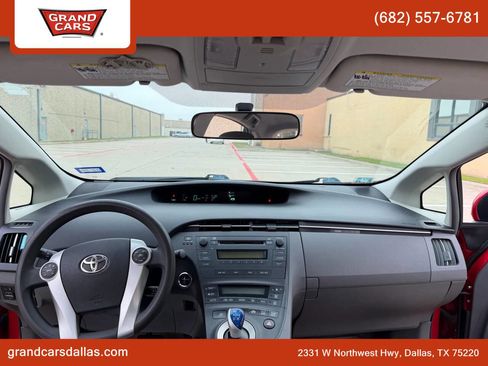 Used 2010 Toyota Prius Two image 11