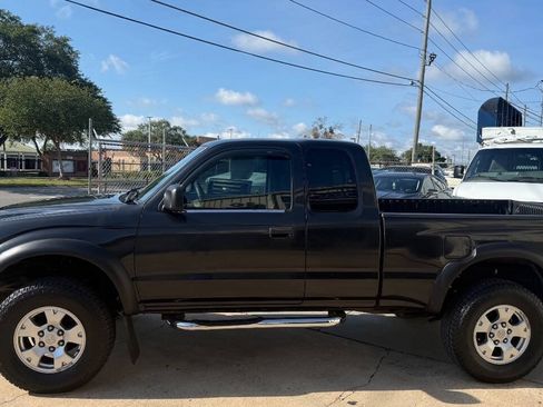 Used 2003 Toyota Tacoma PreRunner RWD image 3