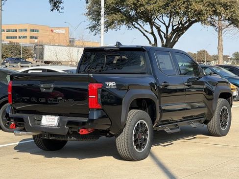 New 2026 Toyota Tacoma TRD Off-Road image 4